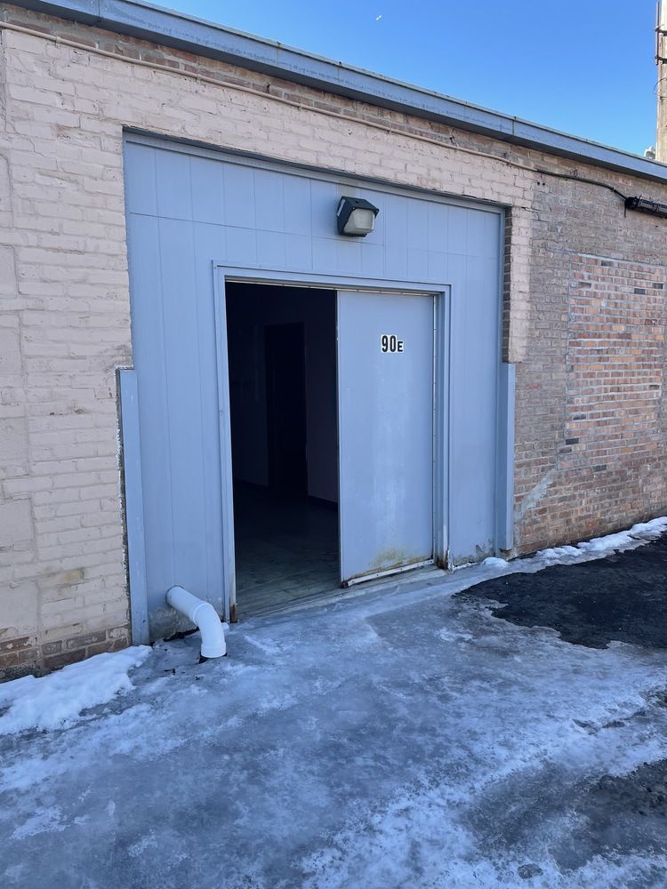 82-106 E. Dundee Rd, Wheeling, IL 60090